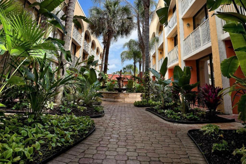 Westgate Towers Hotel Four Corners Exterior foto